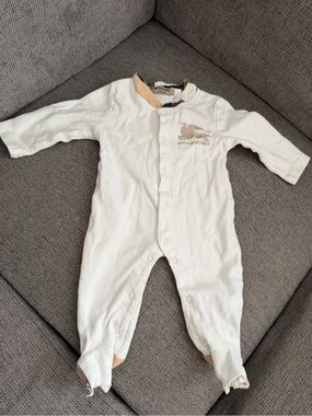 Burberry Cream & Beige Infant Footed One-Piece